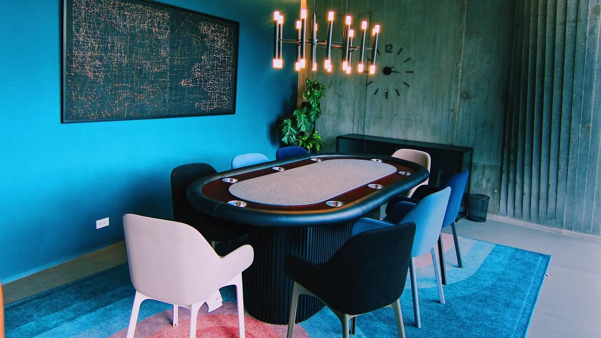 Penthouse De Lujo Iqon Piso 28 Daire Quito 0*,